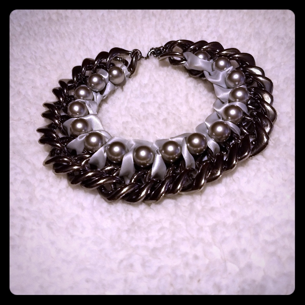 Stunning Choker Necklace